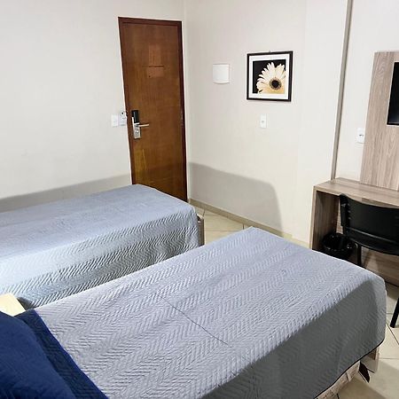 Hotel Golden Jk Muriaé Esterno foto