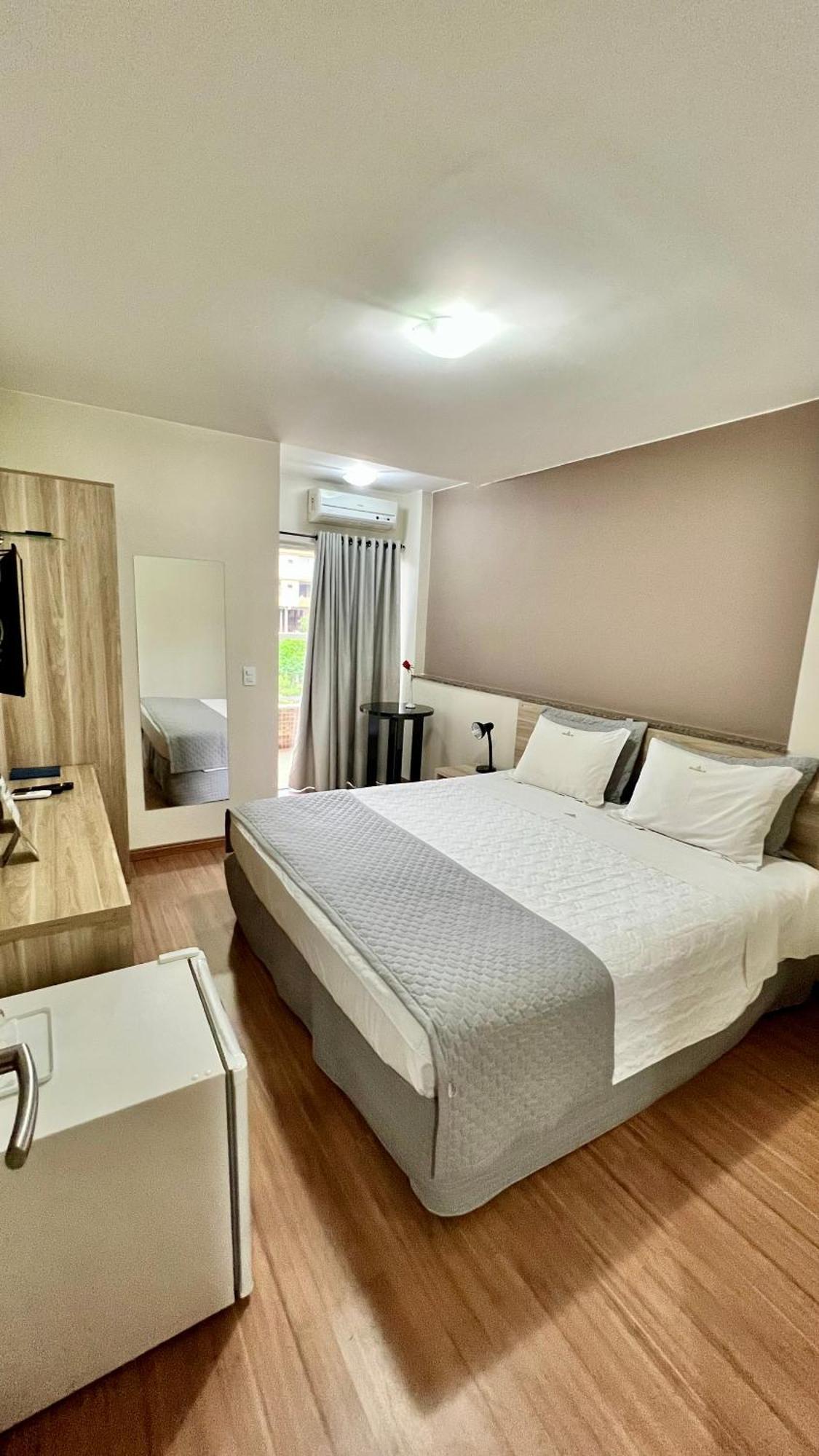 Hotel Golden Jk Muriaé Esterno foto