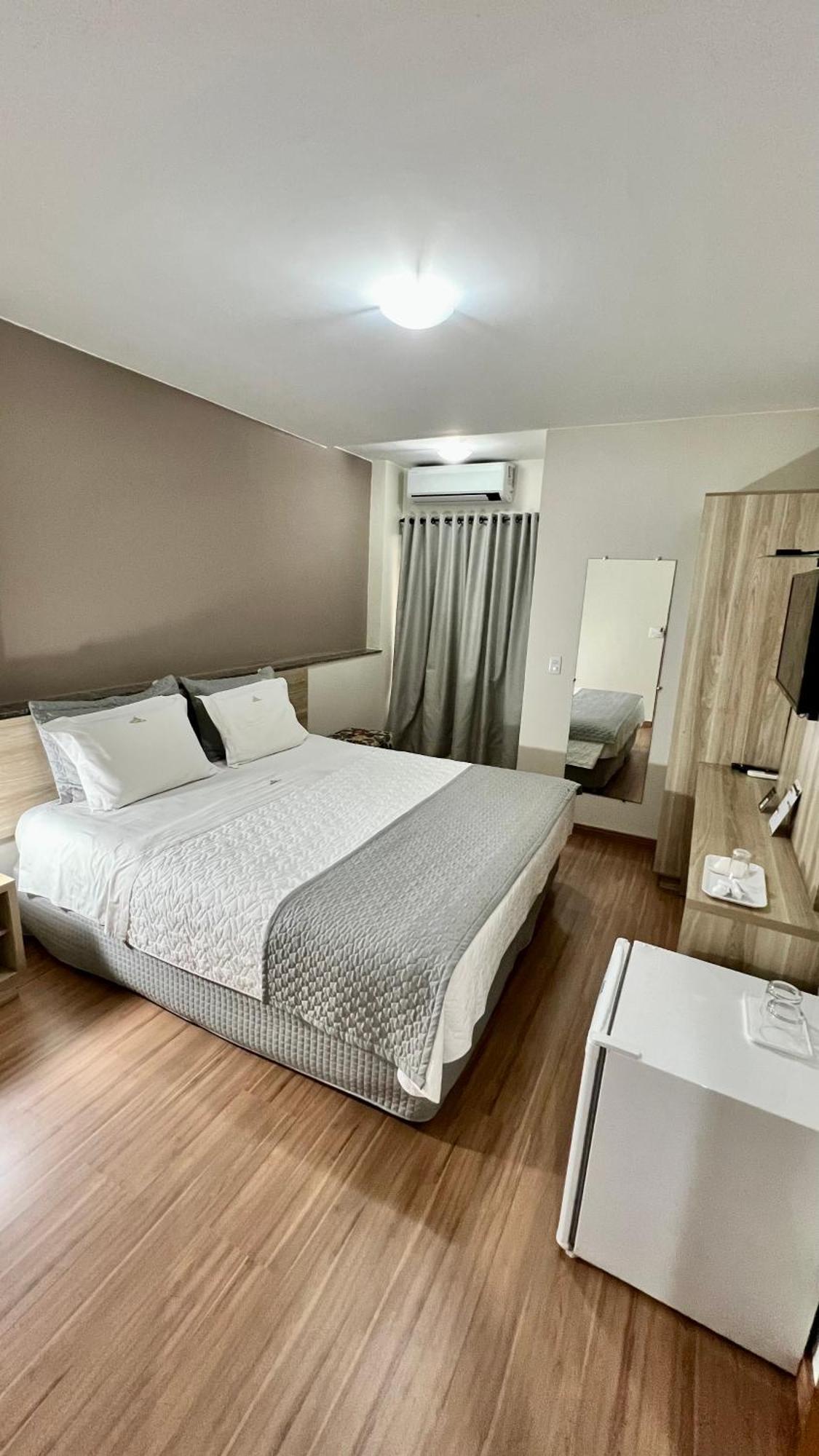 Hotel Golden Jk Muriaé Esterno foto